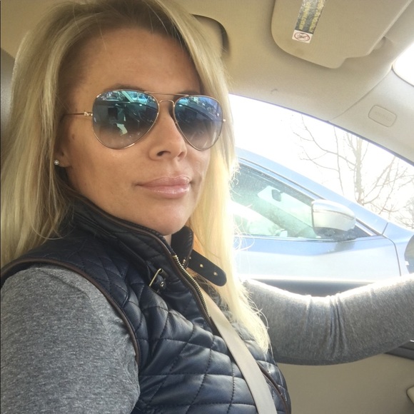 Meet your Posher, Michelle - Picture 3 of 5